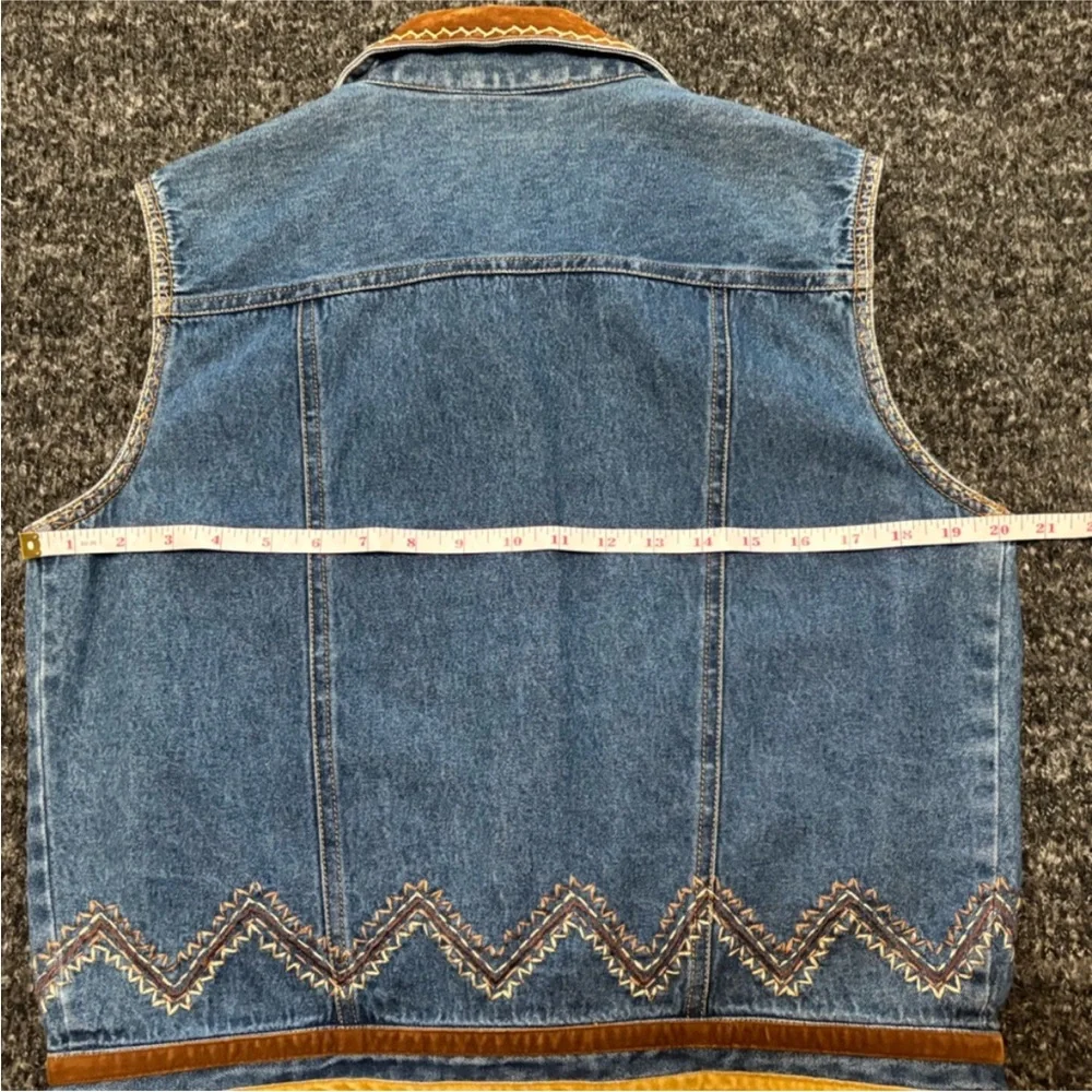 Life Style Sz XL Cotton Suede Trim Embroidered Denim County Western Vest - Picture 8 of 9